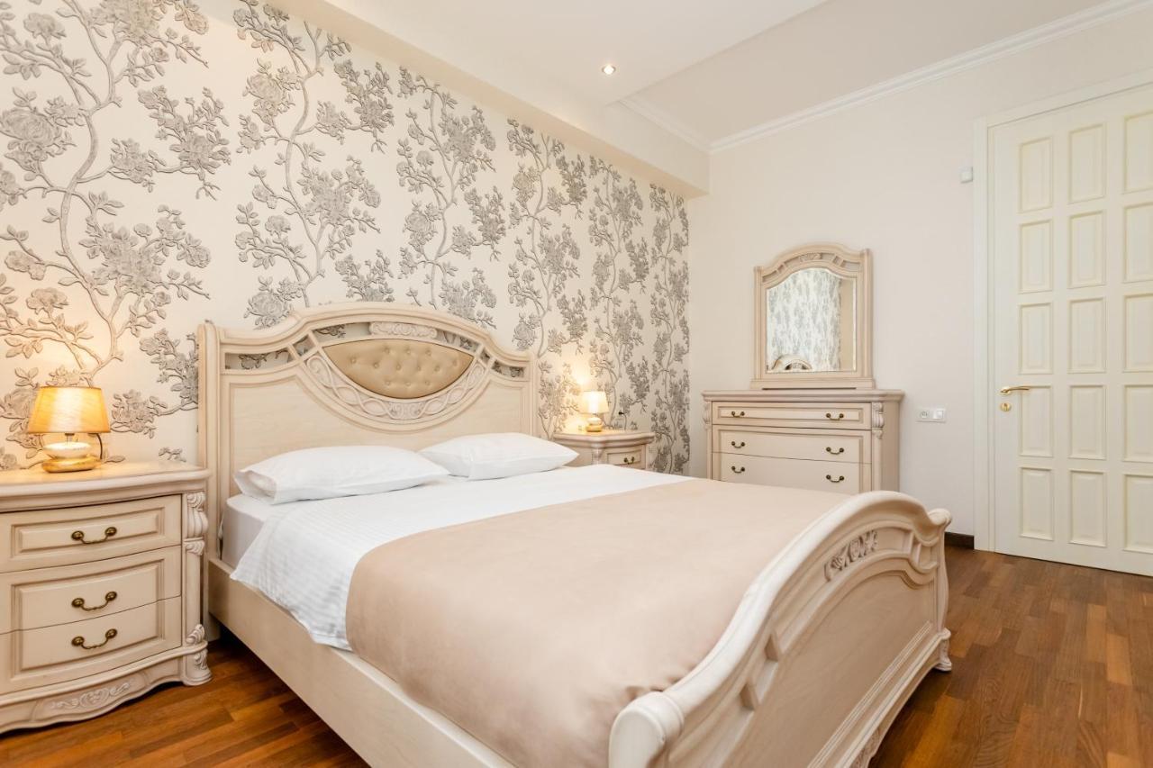 3Bd-2Bth Apartment In Tbilisi City Center Exterior foto